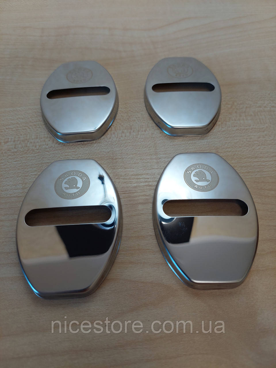 Хром накладки на петли замков дверей автомобиля с логотипом Skoda, фото 1