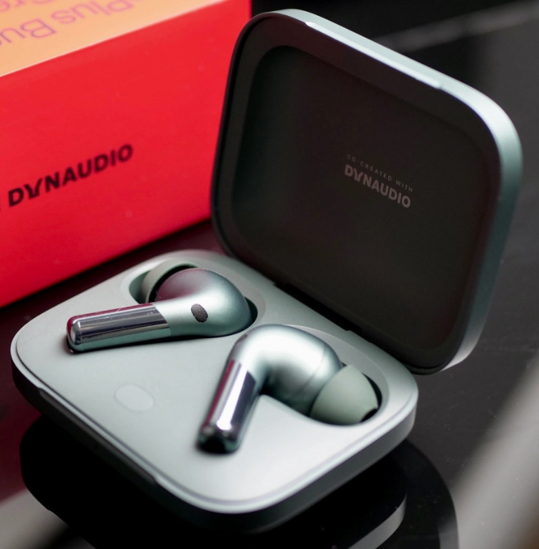 Навушники OnePlus Buds Pro 2 E507A green