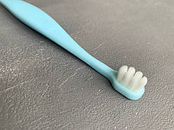 Зубна щітка дитяча, блакитна