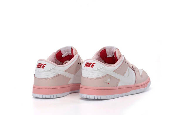 Nike sb low panda pigeon deals