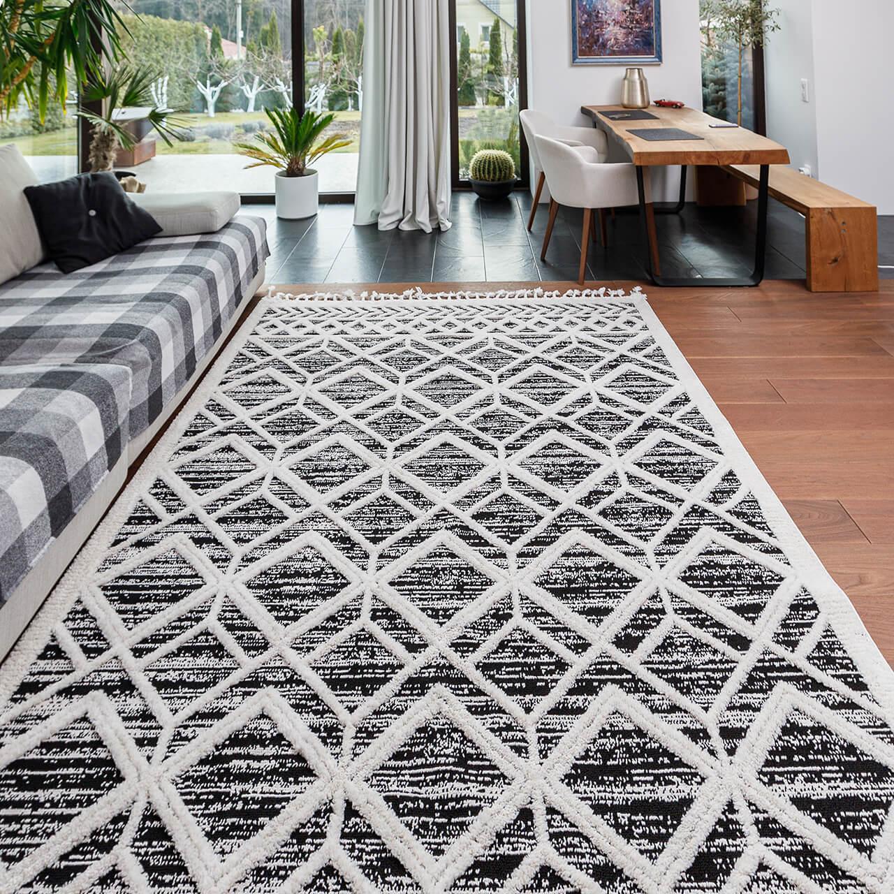 Килим BILBAO Y584A 1,6Х2,3 Чорний з білим прямокутником, фото 1