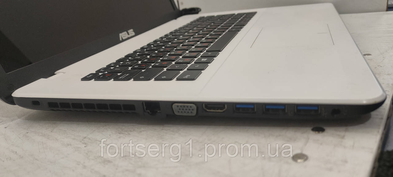 Asus F751L 17.3