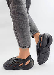 Стильні жіночі кросівки Navigator Yeezy Foam Runner пінка B11-1