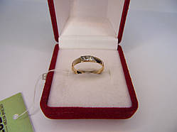 Золоте жіноче кільце з діамантом. Розмір 17