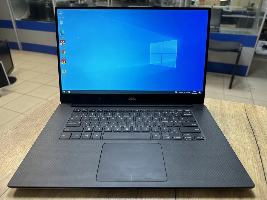 Ноутбук Dell XPS 9560 15.6" FHD IPS core i7 7700HQ/16Gb/SSD 256Gb/ GTX 1050 Б/В, фото 1