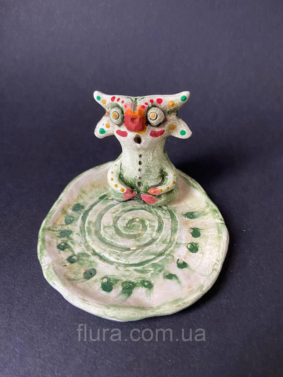 Керамічна підставка ручної роботи для аромопаличок "Звір"