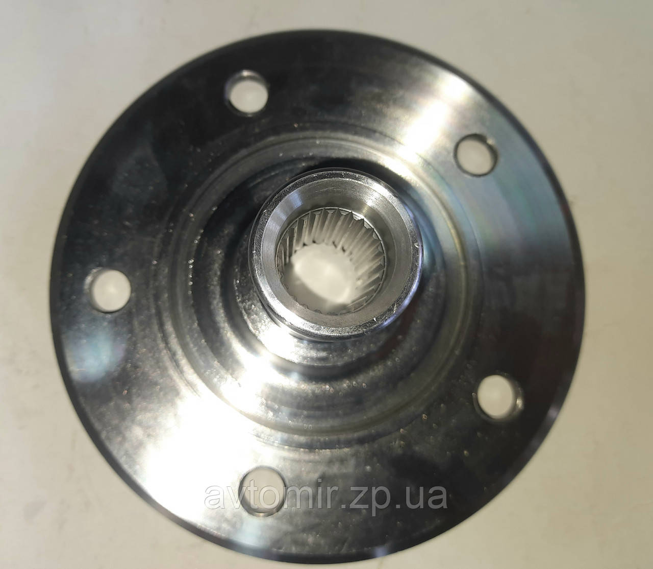 Ступиця переднього колеса Ваз 2121,21213,2131, Новава TRUCKMAN