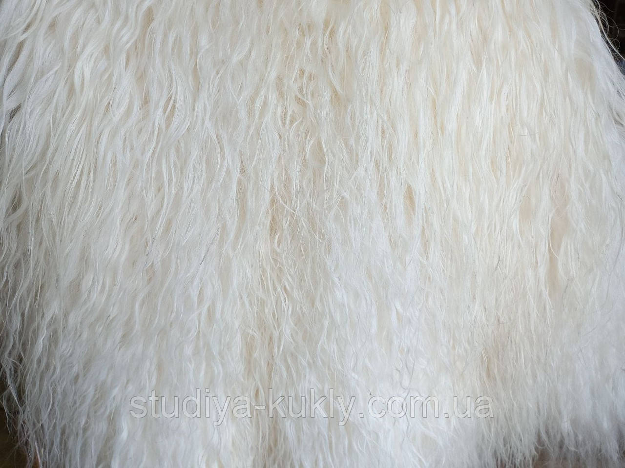 Волос для куклы, Ангорская коза.на шкуре длина 18-22 см. Ед. измерения 5*10 см. Пушистая. - фото 1 - id-p1763219397