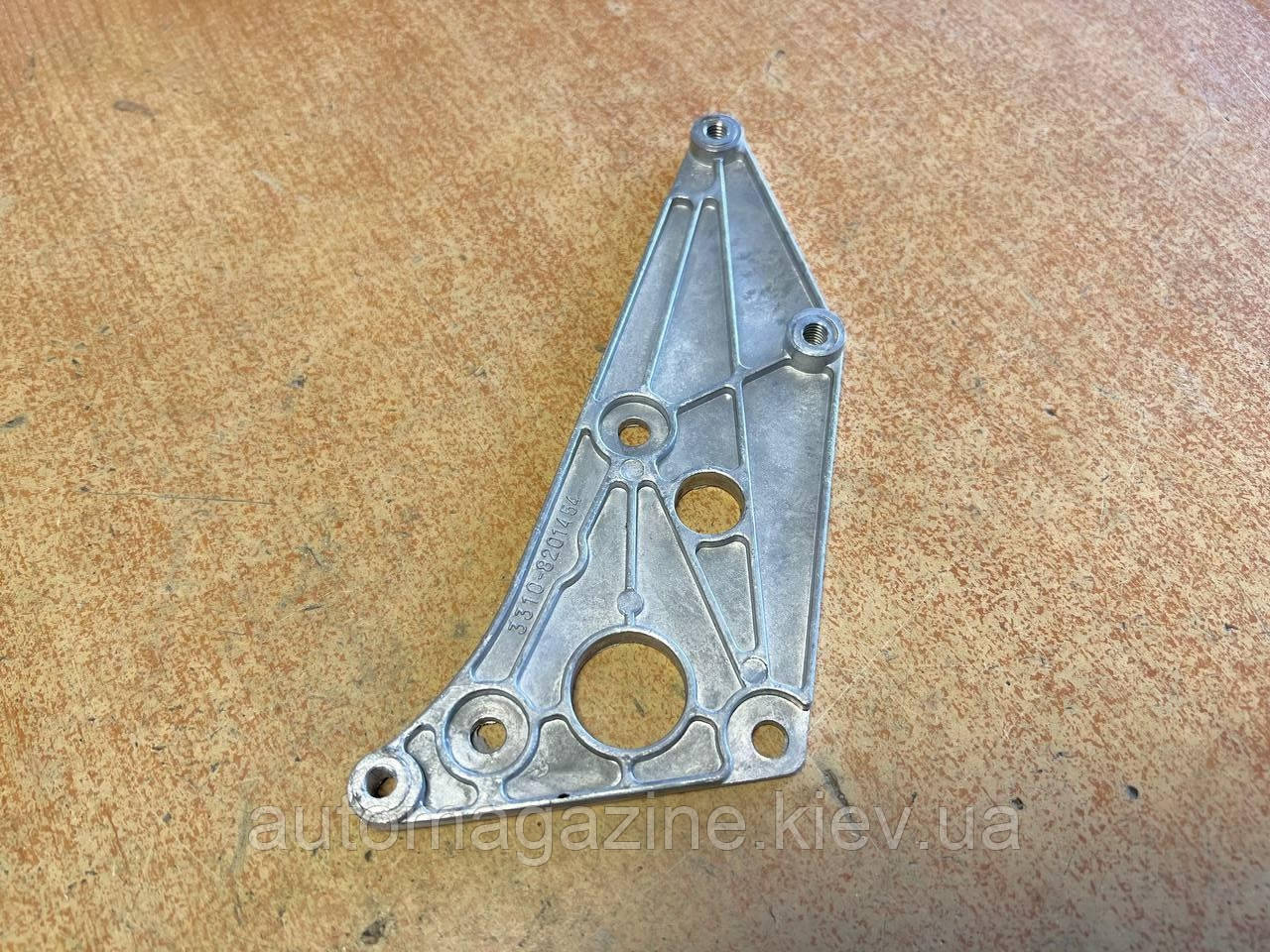 Пластина кріплення бічного дзеркала права Газель, Соболь (новий зразок), фото 1