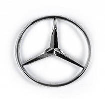 Емблема Mercedes-Benz (Мерседес) на кришку багажника W205 W204 W213 W212 W176 W177 W117 X253 X156 W166 W218