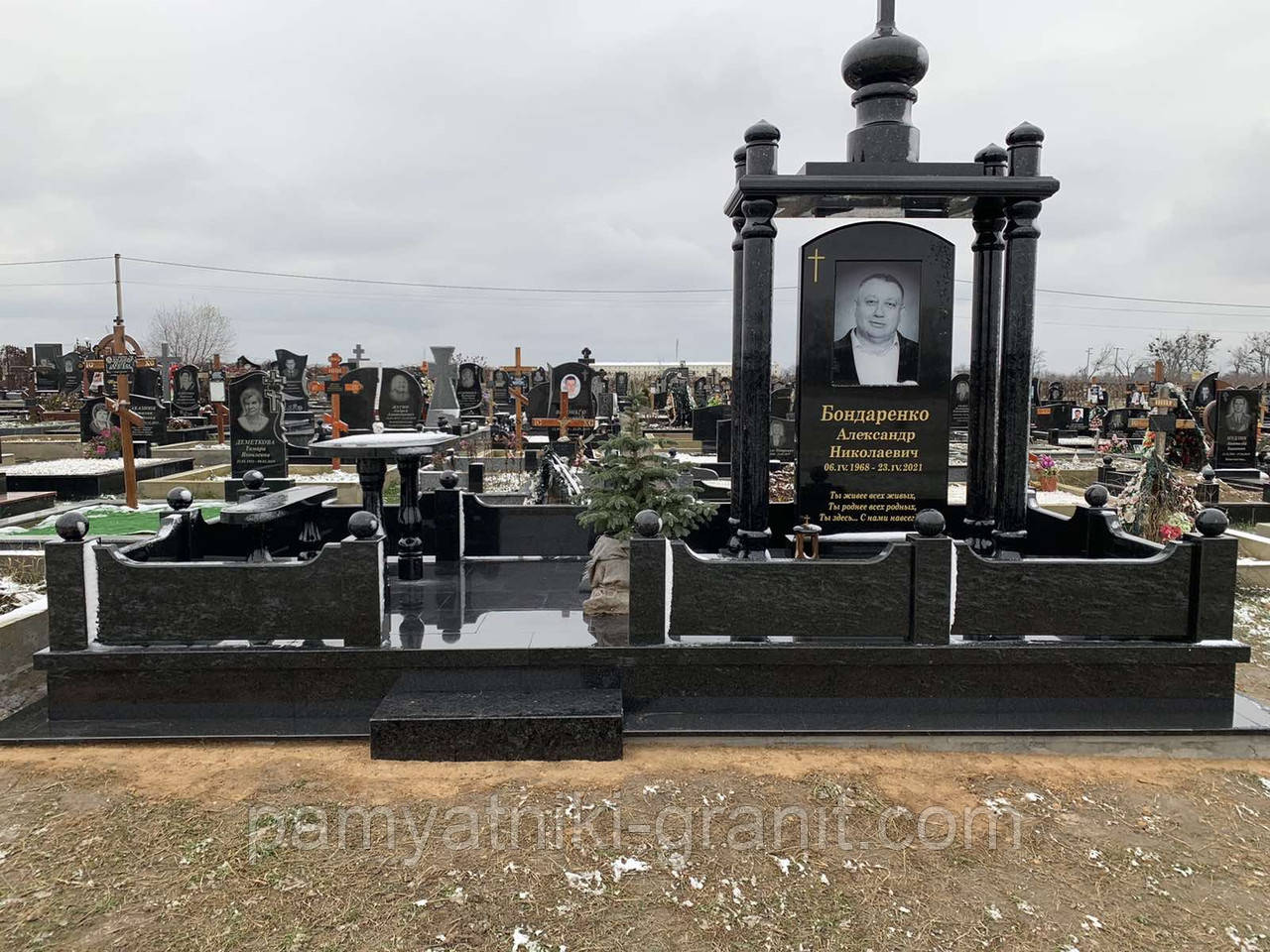 Пам'ятники ексклюзивні (Облійець No189)