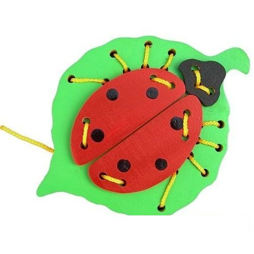 Шнурівка Komarovtoys Божа корівка (K108)