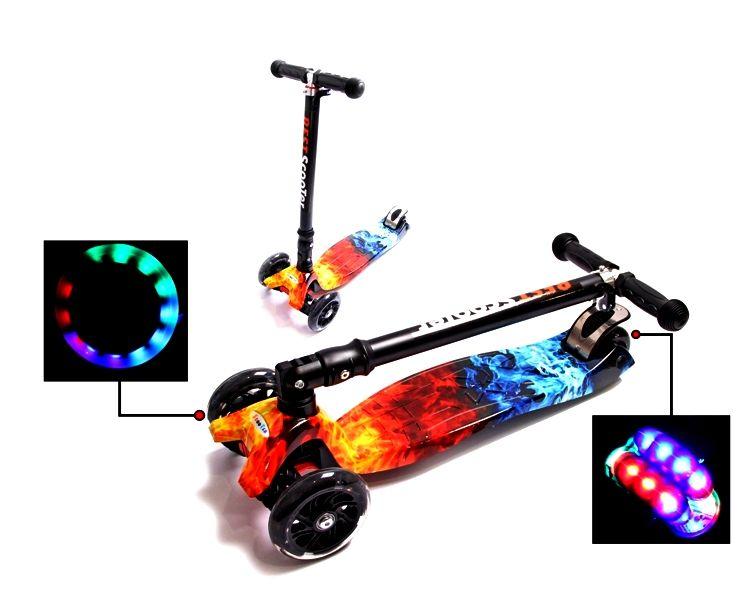 Дитячий складаний самокат зі світними колесами MAXI Fire&ACE та ножним заднім гальмом, для дітей від 3 років, фото 1