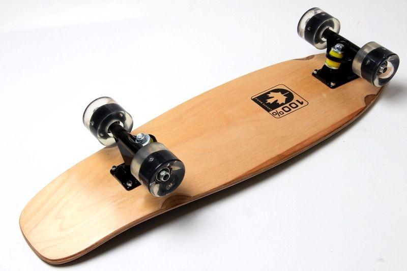 Трюковий міський Penny Board Canada дека канадський клен чорні безшумні PU колеса що світяться.