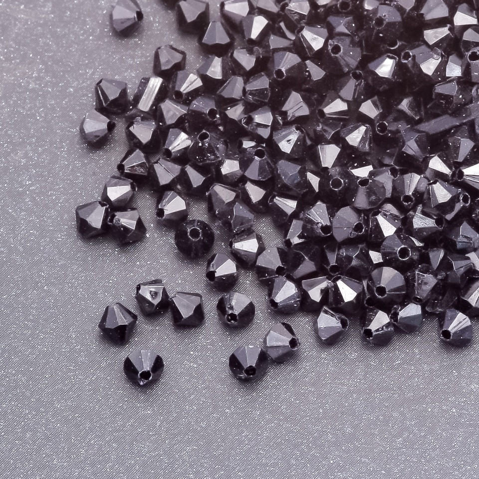 Фурнітура намистина чорна пластик біконус 4х4мм фас. 70 г. (+-2500 шт.) купити дешево в інтернеті