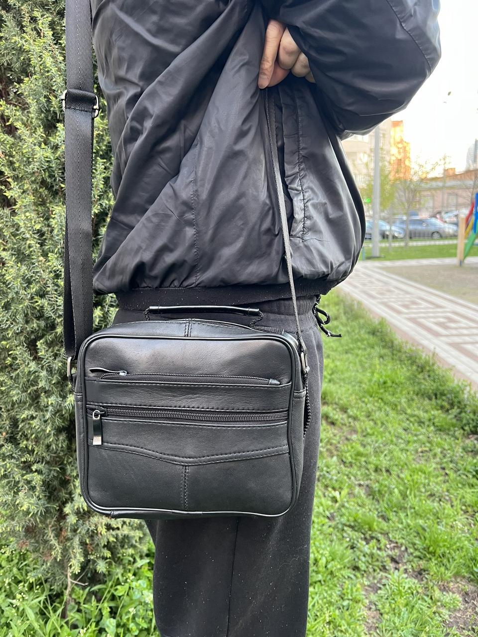 Чоловіча шкіряна сумка 275-1111 Чорна