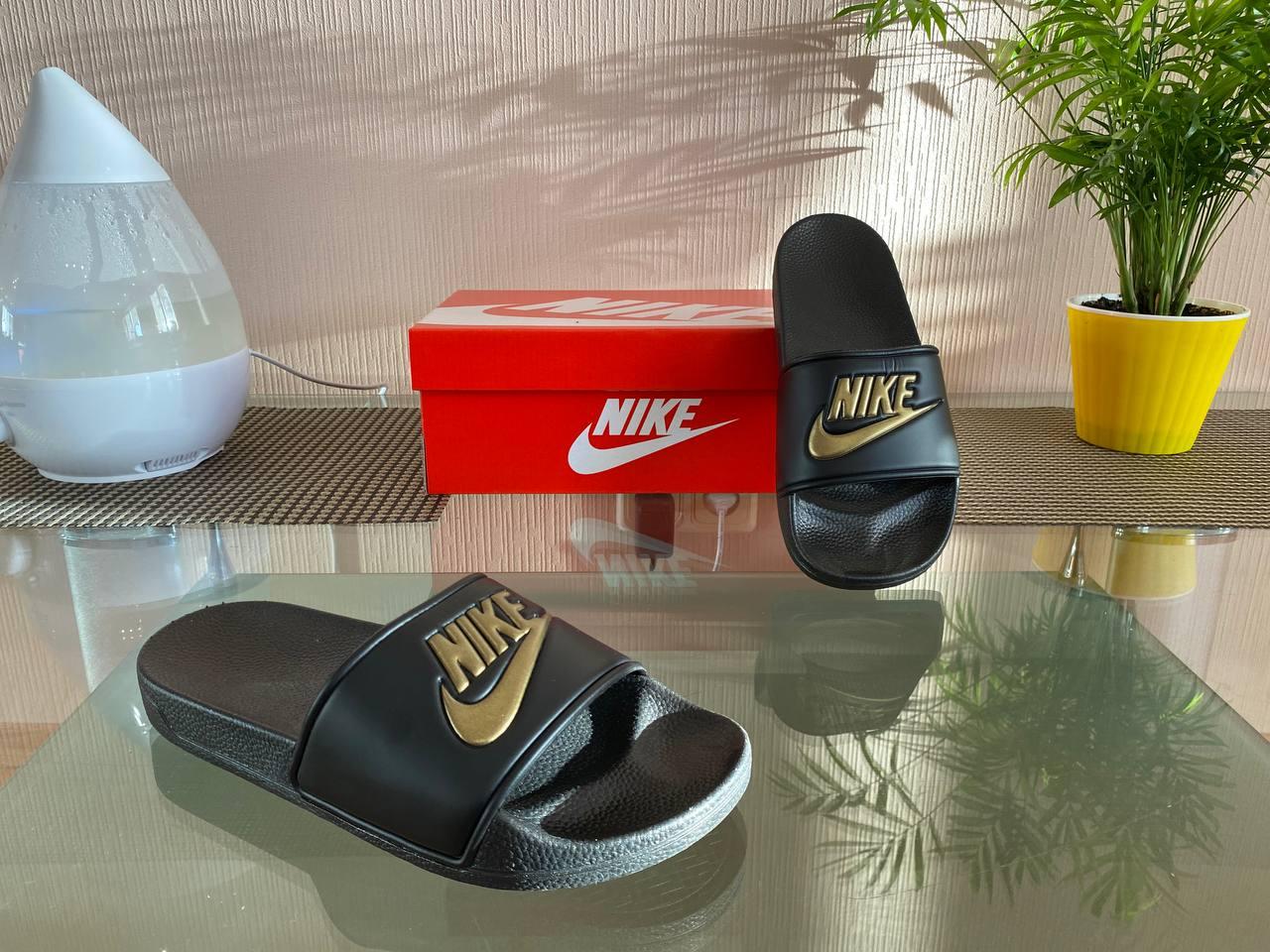 Тапочки чоловічі чорні Nike Benassi Black Gold Logo (12065)