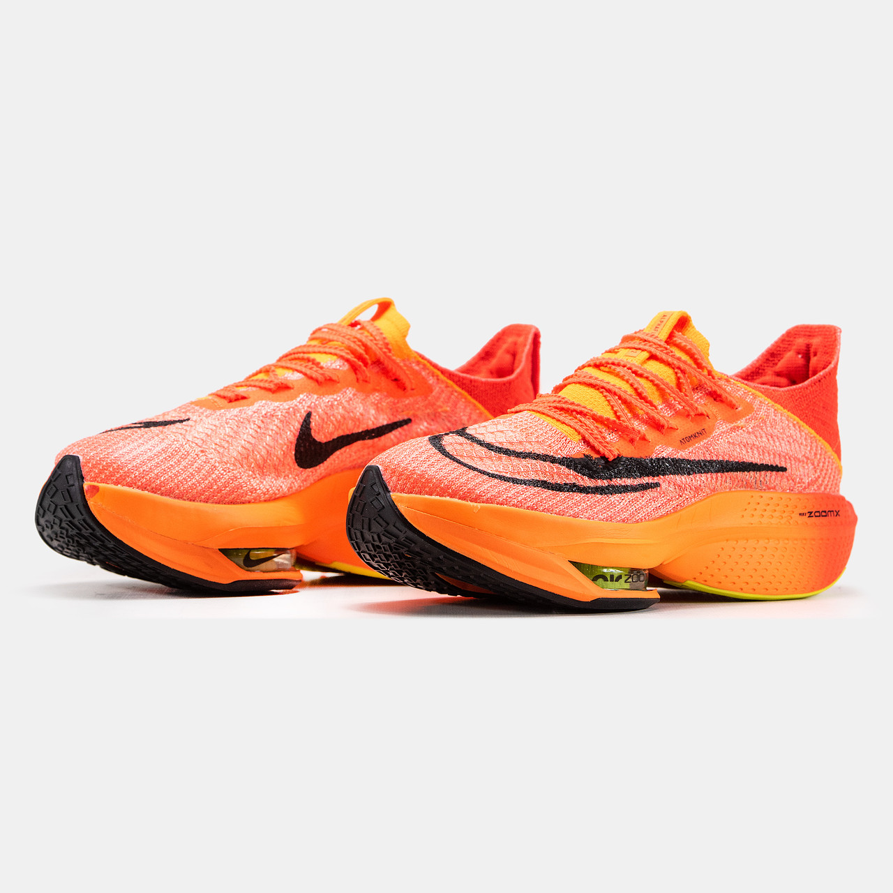 Кроссовки мужские оранжевые Nike Air Zoom Alphafly Next% 2 Orange