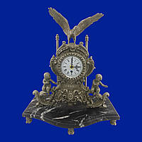 Бронзовые механические посеребренные каминные часы на мраморной подставке "Дети и Орел" арт. 0389