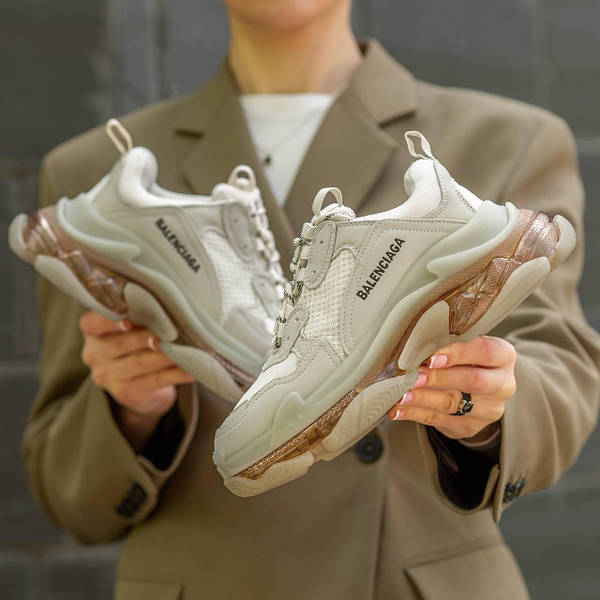 Balenciaga Triple S Clear Sole Dark Beige laptyclub. 1207010765