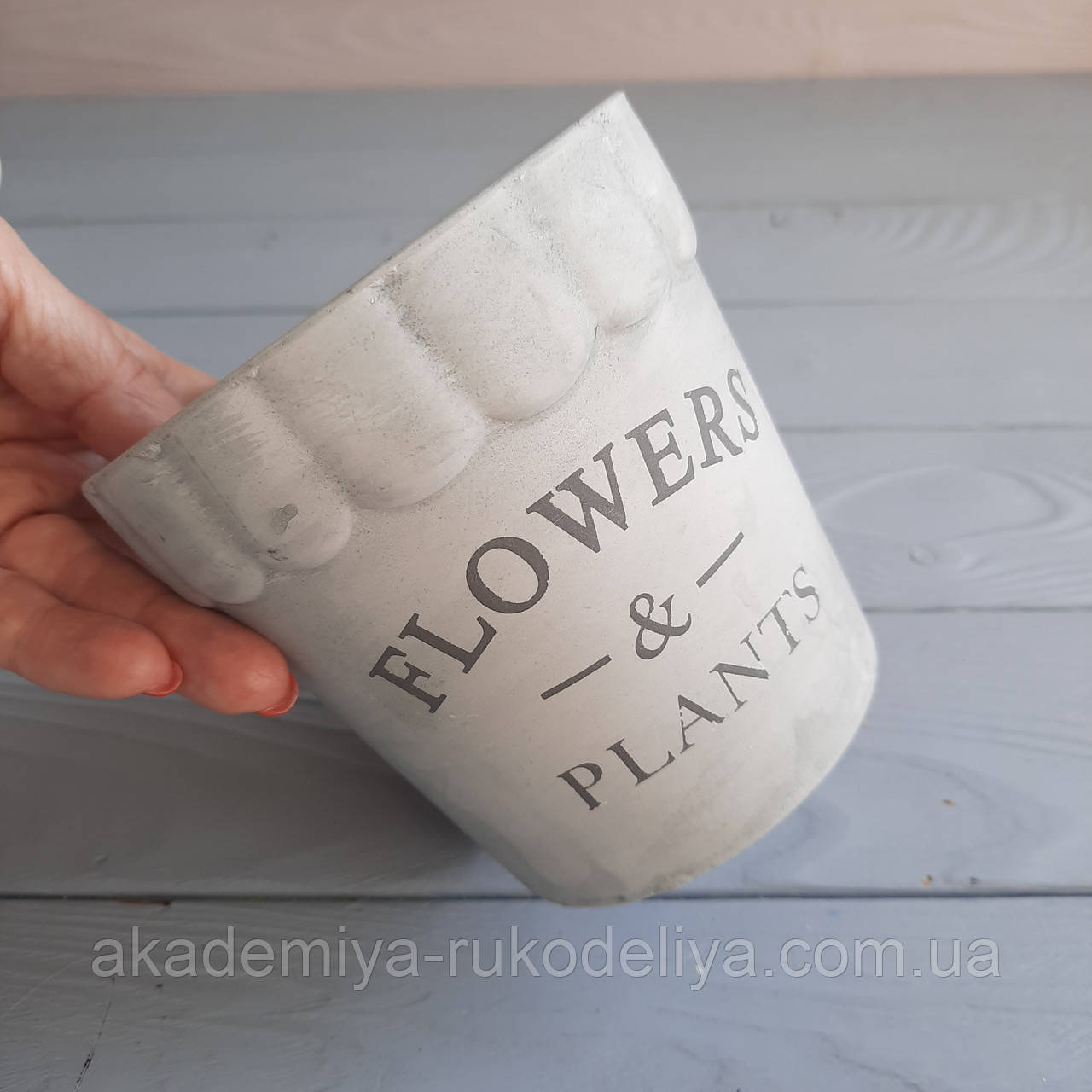 Кашпо керамічне з написом Flovers10 см