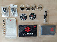 Подарочный набор аксессуаров для автомобиля №2 с логотипом Suzuki