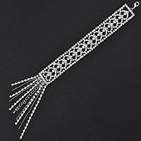 Браслет жіночий м'який металевий на руку сріблястий із візерунками в кристалах довжина 23 см ширина 22 мм