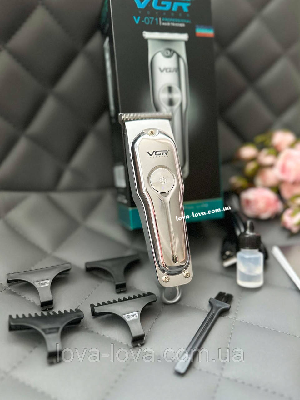 Профессиональный аккумуляторный триммер для бороды и усов VGR V-071 со сменными насадками, фото 1
