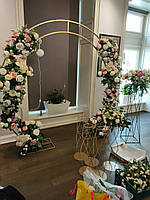 Арка з квітами, декор весілля, декор залу, арка для причастя, арка весільна, оренда арки, прокат квітів