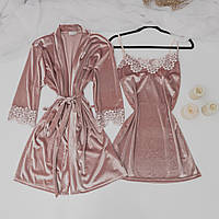 Жіночий комплект для дому та сну: нічна сорочка та халат у пудровому кольорі