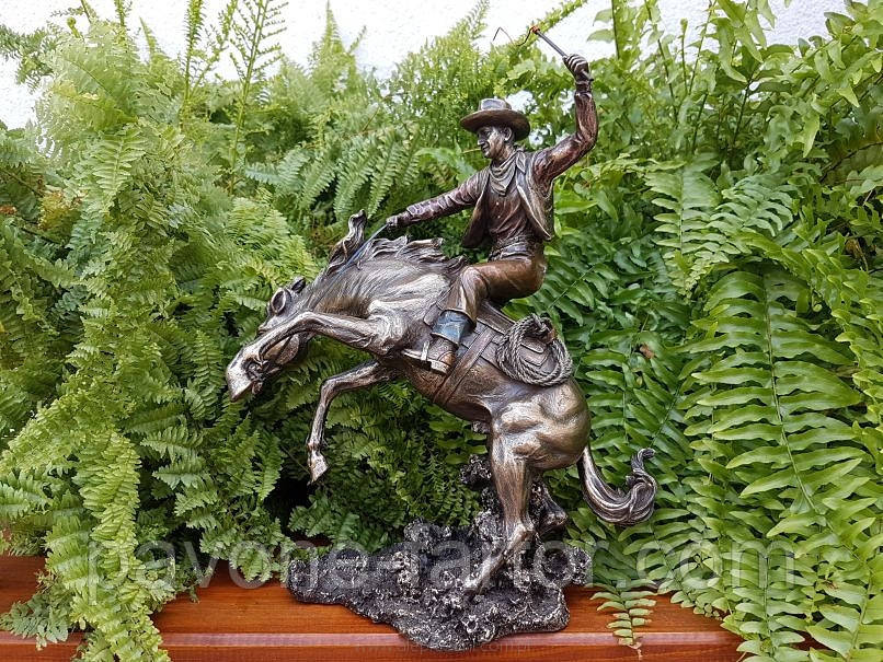 Колекційна статуетка Veronese Ковбой на роді 76729A4, фото 1