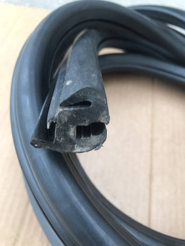 Купить Уплотнитель лобового стекла Газ-3307, цена 1100 ₴ — Prom.ua (ID ...