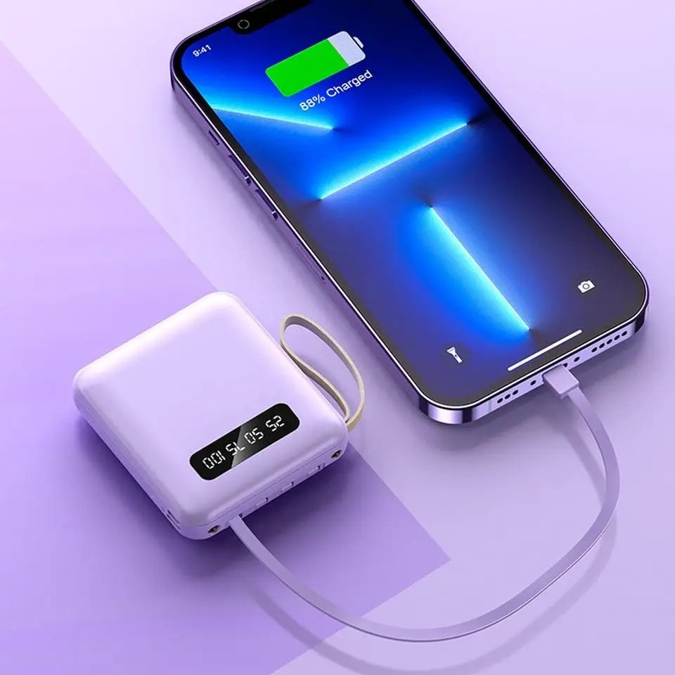 Портативний зарядний пристрій Wellamart з дисплеєм та 4 кабелями 10000 mAh (8109)