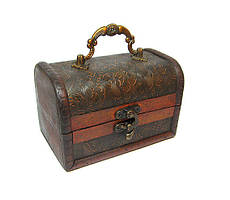 Сундук дерев'яний із ручкою