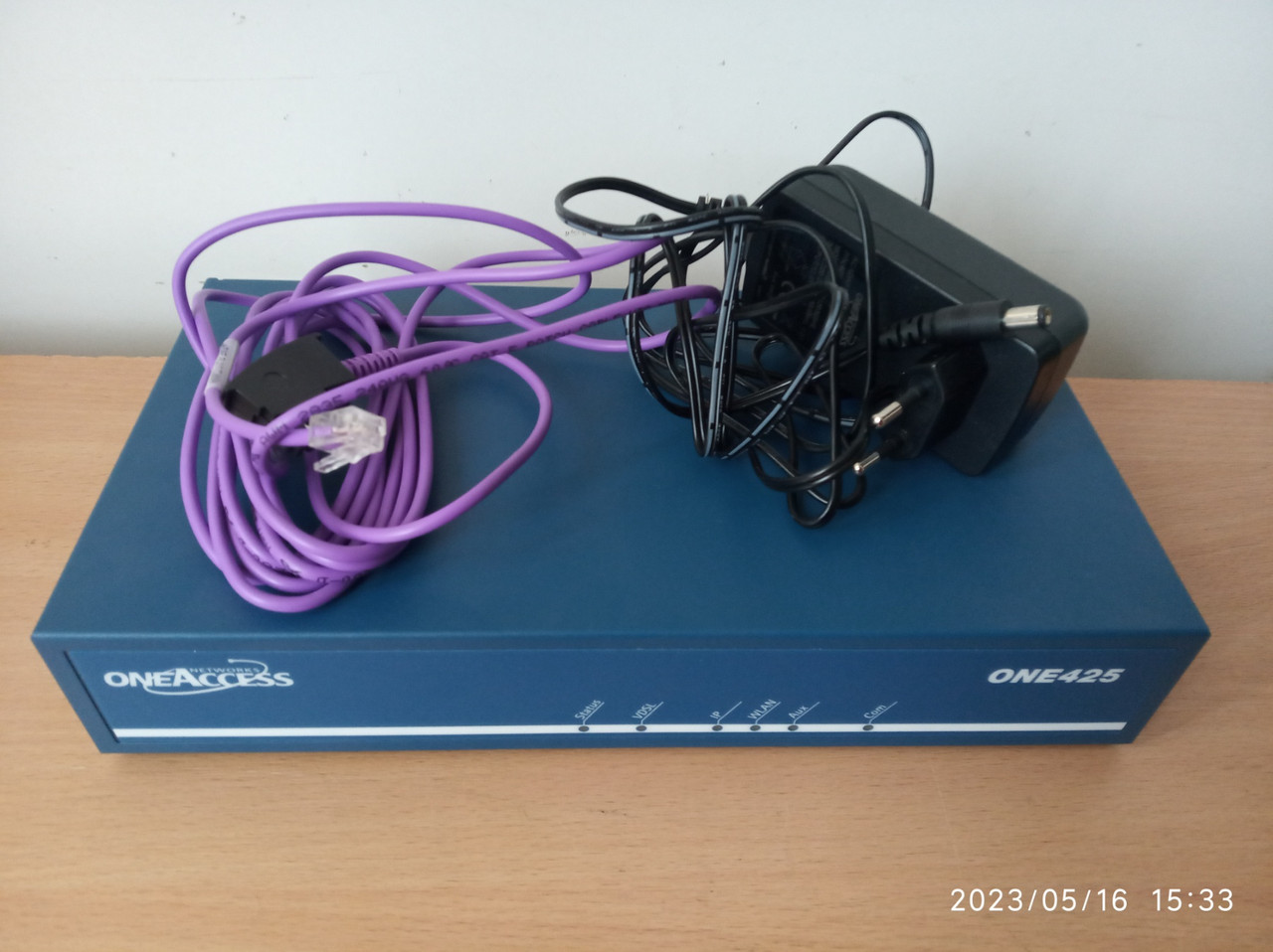 One Access мультисервісний маршрутизатор ONE 425-4B AV2 4TE/b