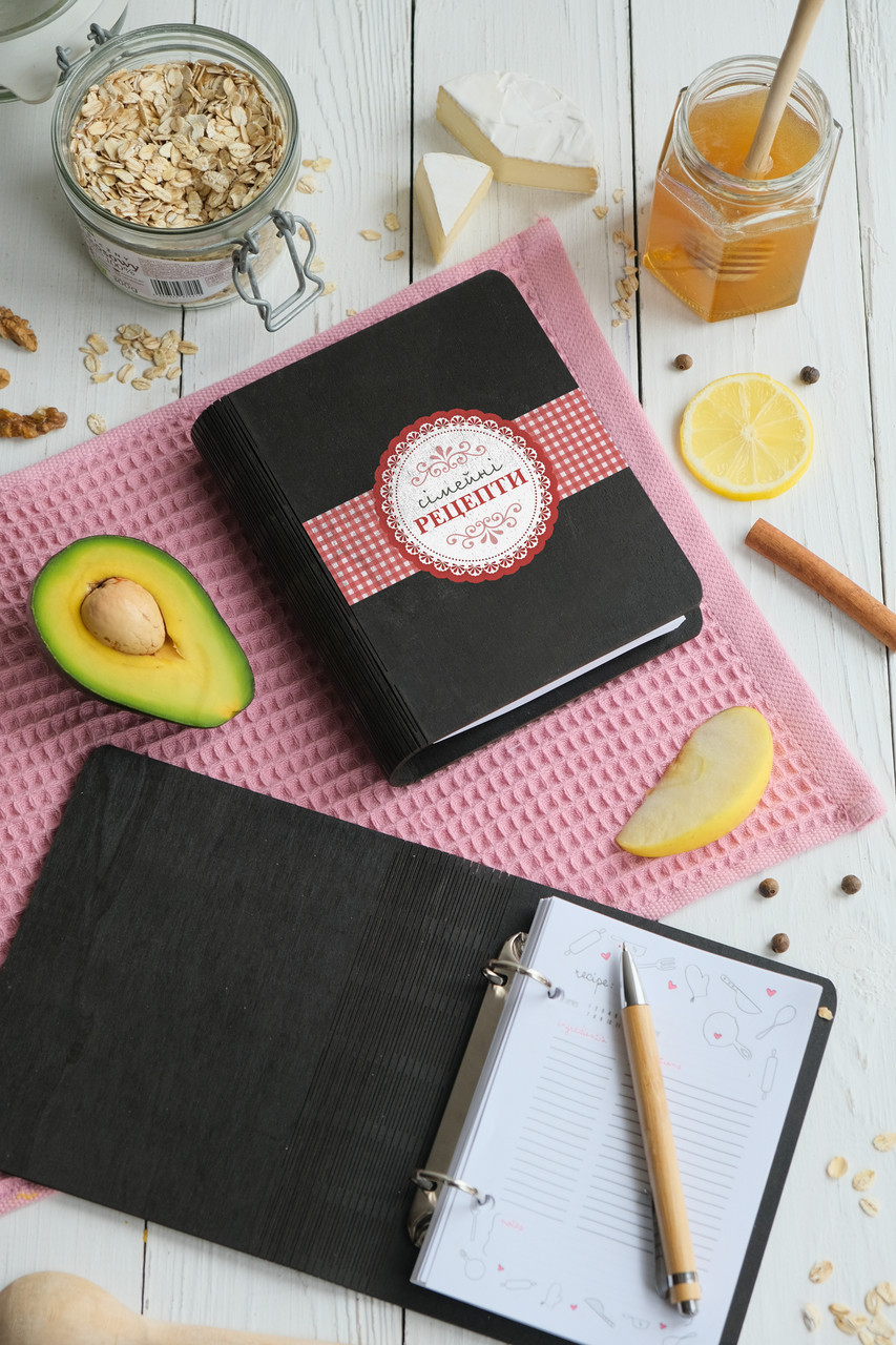 Книга для записів кулінарних рецептів "Сімейні рецепти" А6 16,5х13см