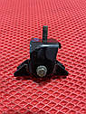 Подушка кронштейн переднього редуктора Mitsubishi Pajero Sport 1 1997-2008 MB633975, фото 3