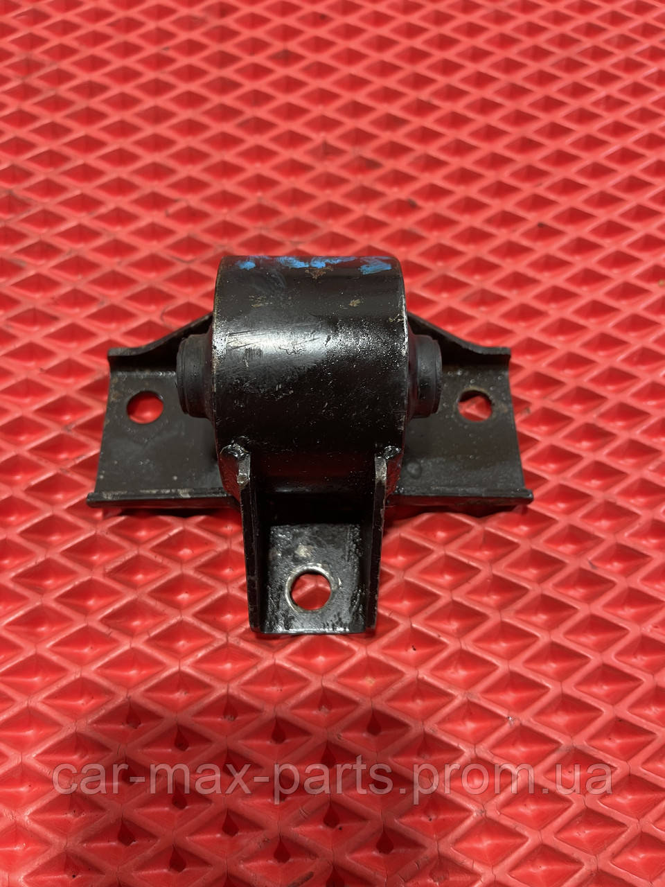 Подушка опора кронштейн переднього редуктора Mitsubishi Pajero Sport 1 3.0i 1997-2008, фото 1