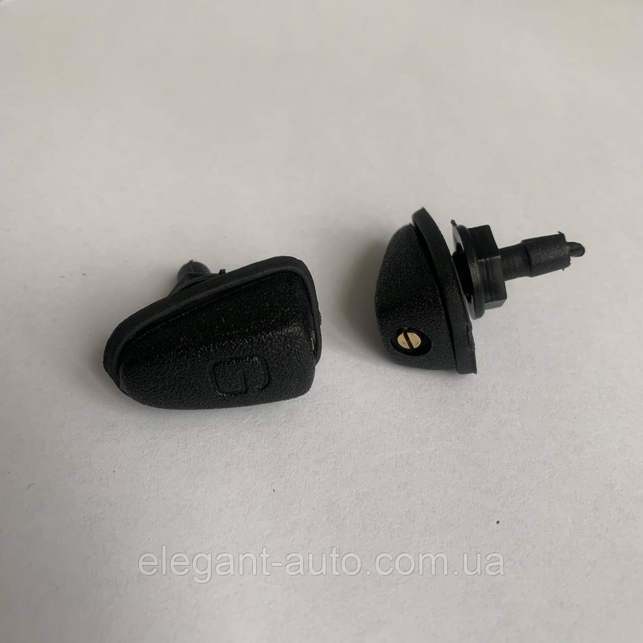 Форсунка на капот "гайка пластик" віяло/G-розпилювач/універсальна/ущільнювач