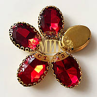 Овал в ажурній золотій оправі Колір Lt Siam Розмір 13х18мм