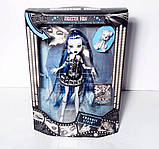 Колекційна кукла лялька Monster High 2022 Frankie Stein in Black and White, Reel Drama Монстер Хай  Френкі, фото 2