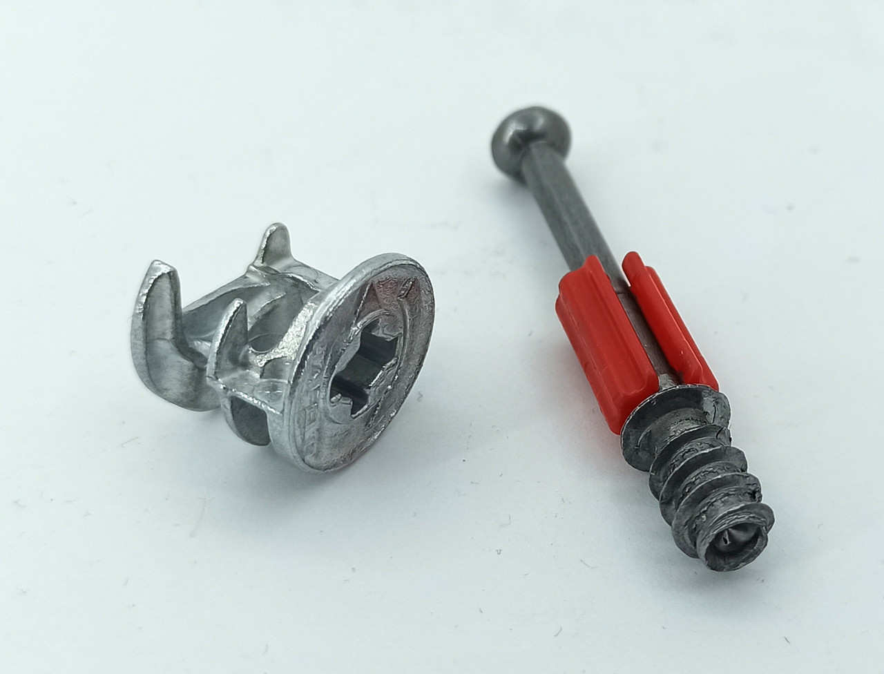 Стяжка Мініфікс/Minifix HAFELE комплект ексцентрик 262.26.034 + болт 262.28.670 під плиту 18 мм, фото 1