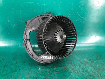 Моторчик печки AUDI