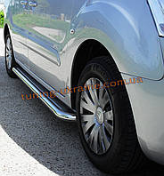 Боковые пороги площадка c листом (нержавеющем) D60 на Hyundai IX-35 2010