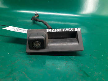 Камера заднього огляду VOLKSWAGEN PASSAT B8 14-СЕДАН 1.8 CPRA 2016 (б/у)