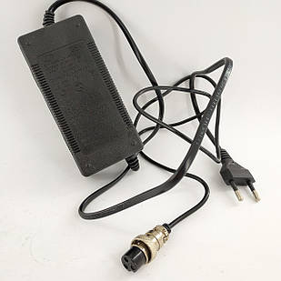 Зарядний пристрій 36V 1,5A