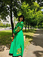 Длинное женское платье вышиванка "Петриковская роспись" из льна длинный рукав под заказ зеленое