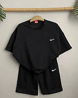 Женский оверсайз костюм Nike комплект футболка и шорты черного цвета