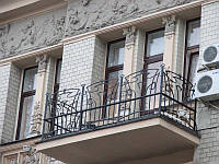 Кованые перила на балкон 5