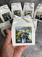 Подарки для выпускников.Мини шоколадный набор с фото на 5 шт. для выпускного в школе, садике, университете.